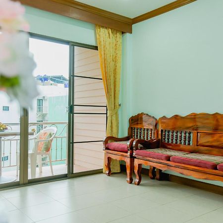 Rk Guesthouse Patong Exteriör bild