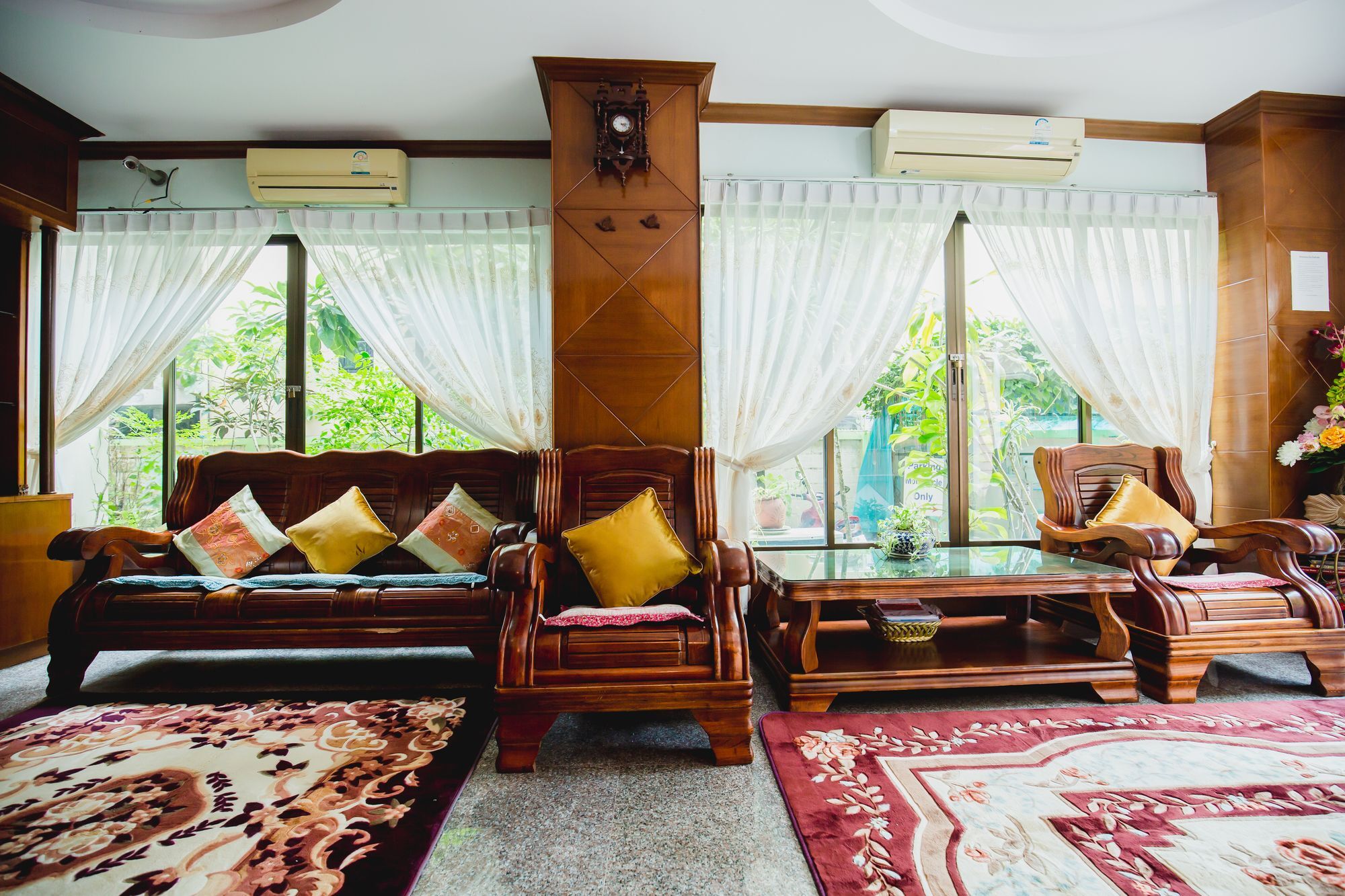 Rk Guesthouse Patong Exteriör bild